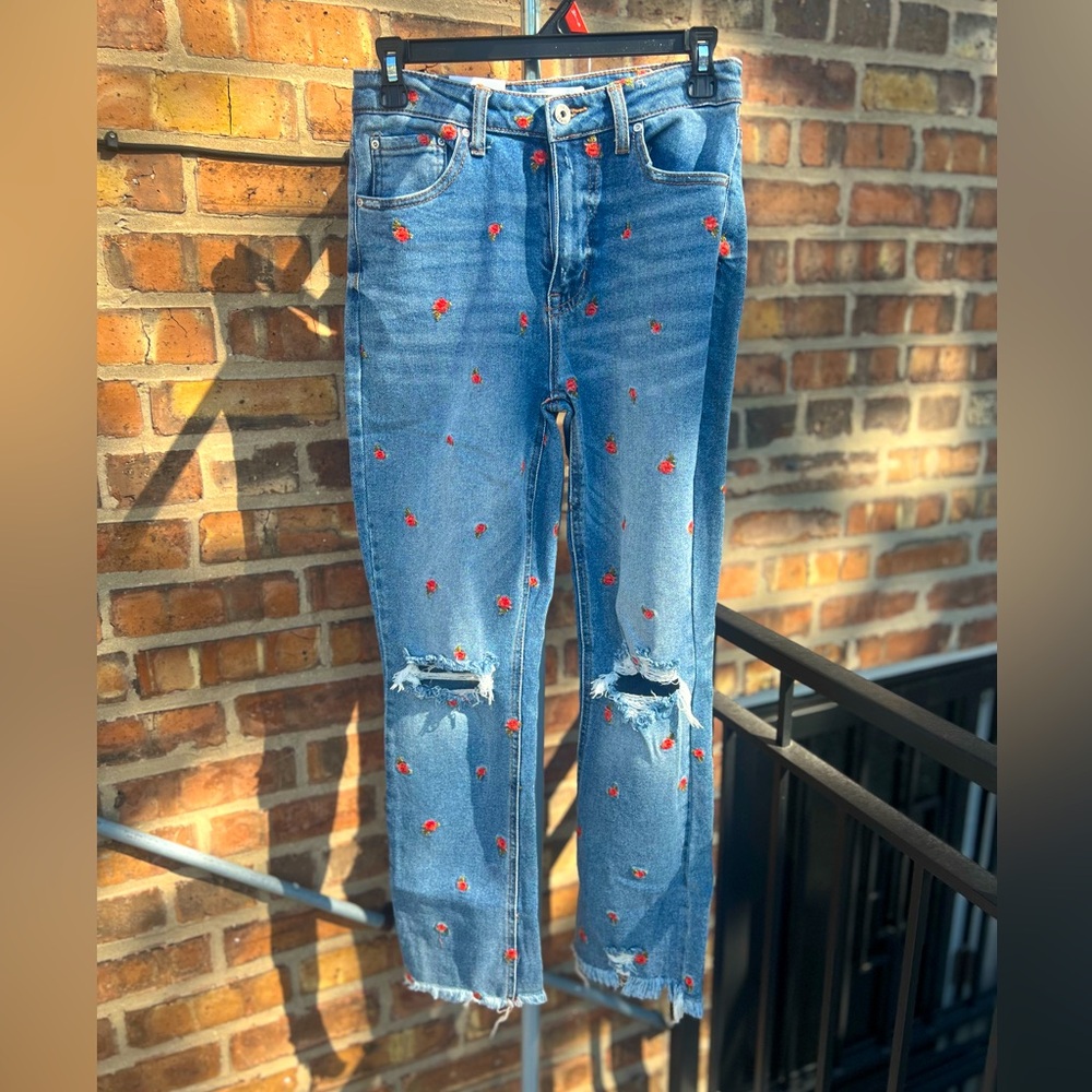 True Craft size 9R floral blue jeans